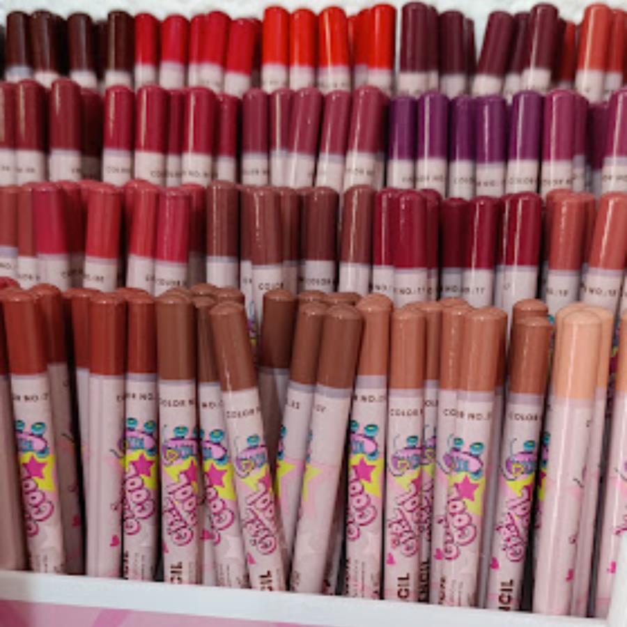 SAS Lipliner Pencil – Delineador de Labios Preciso y Duradero SAP 02